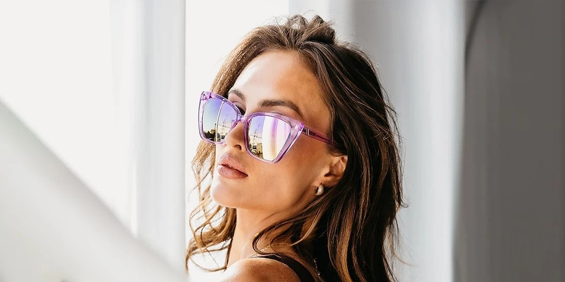 【デンガクトカゲ】Coperni キャットアイ サングラス OS Isla Orchid Flash – Vibrant Cat-Eye Sunglasses with Bold Style